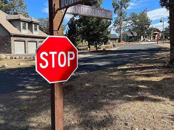 2nd image of 535 Sanderling Rd