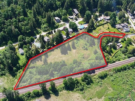 4th image of 44175 Bayview Rd