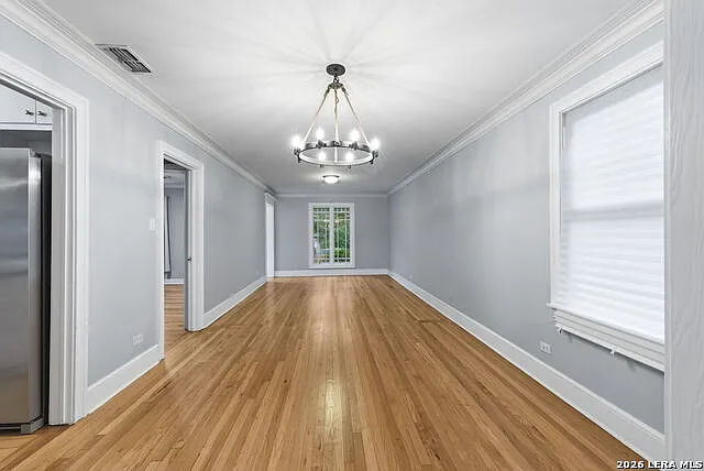261 E Oakview Pl — Photo 7