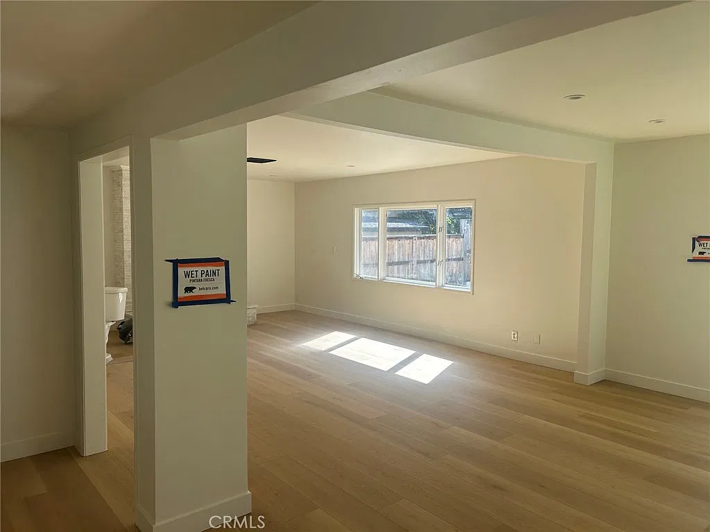 4 bed, 2000 sqft, $5,500 — Photo 2