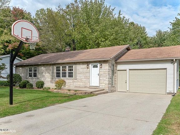 2nd image of 2981 Kirk Ct