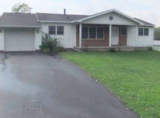 7 Westwood Dr, Auburn, NY