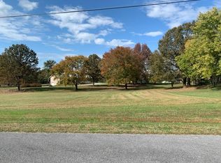 Davis Blvd, Seymour, TN 37865