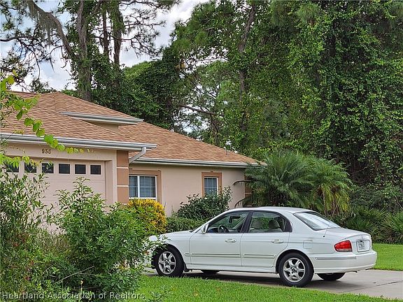2nd image of 931 Dozier Ave