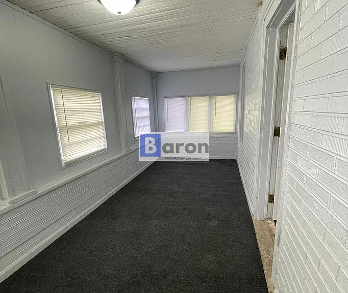 2417 Linden Ave #1 — Photo 7
