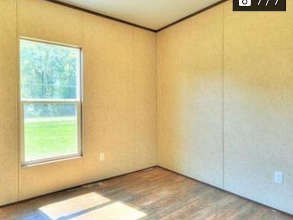 4th image of 8285 Amanda St