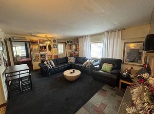 135 E Mountain Rd, Killington, VT 05751