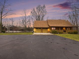 12715 24th Ave, Marne, MI 49435