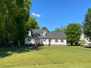 221 Amanda Dr, Bell Buckle, TN 37020