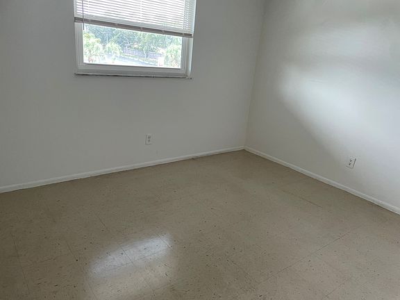 4th image of 1520 N Saturn Ave APT 12