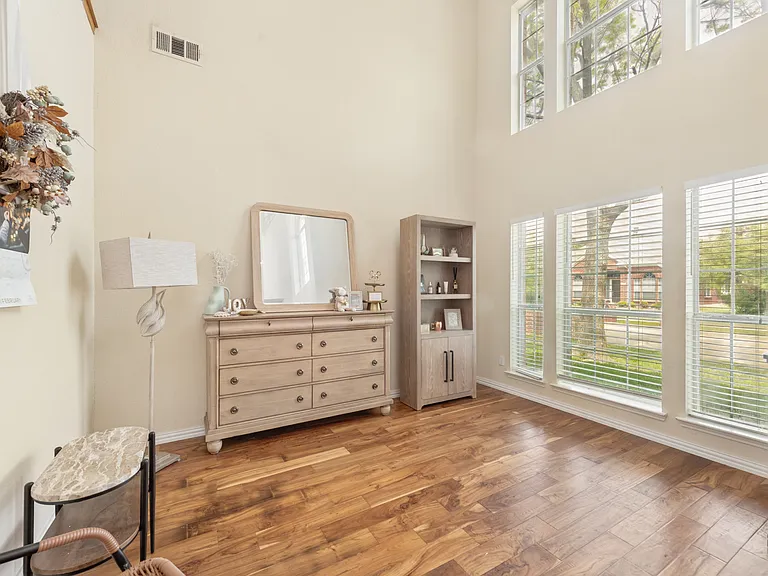 5909 Vineyard Ln — Photo 5