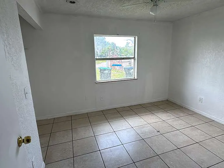 1234 23rd St — Photo 5