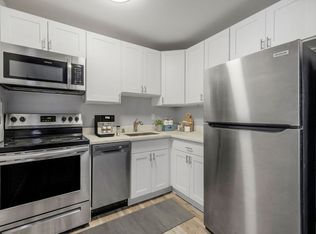 Falen Apartments, Seattle, WA 98103