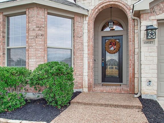 4th image of 15627 Yarberry Dr