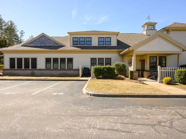 599 Washington St #11, Pembroke, MA 02359
