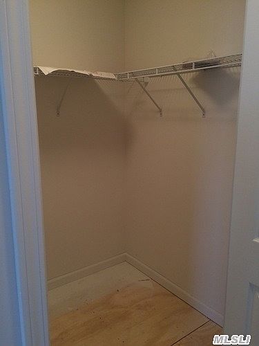 2nd image of 88 Williamson St