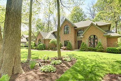 2nd image of 9231 Olde Woods Ct