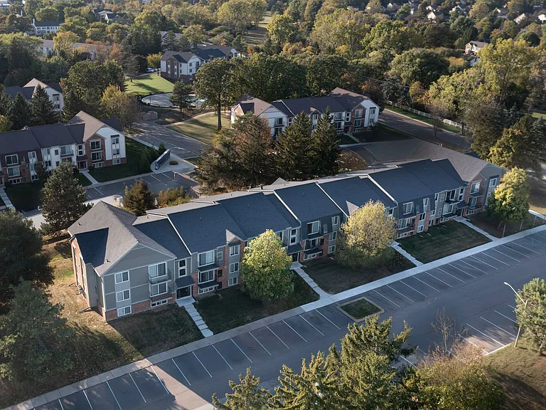 Windemere Apartments — Photo 14