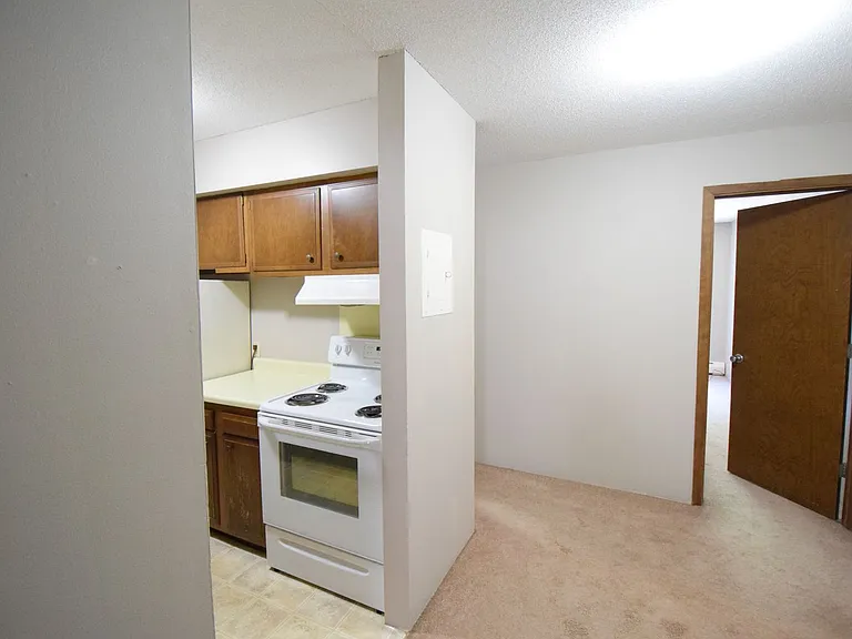 Southwood Flats — Photo 43