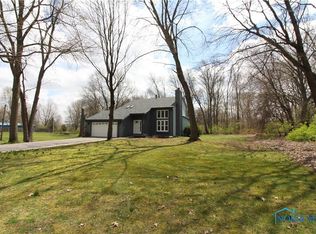 7439 2nd St, Holland, OH