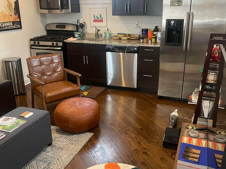 2117 N Point St #2R — Photo 7