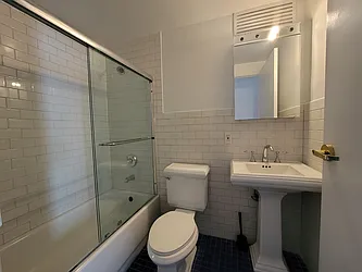 Rented by ONE Manhattan Real Estate