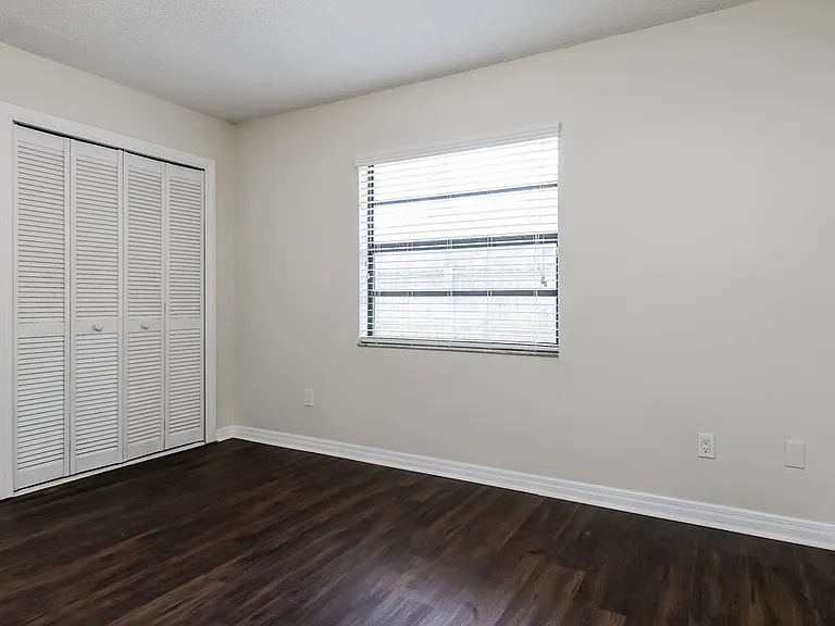5219 Ardmore Dr — Photo 16