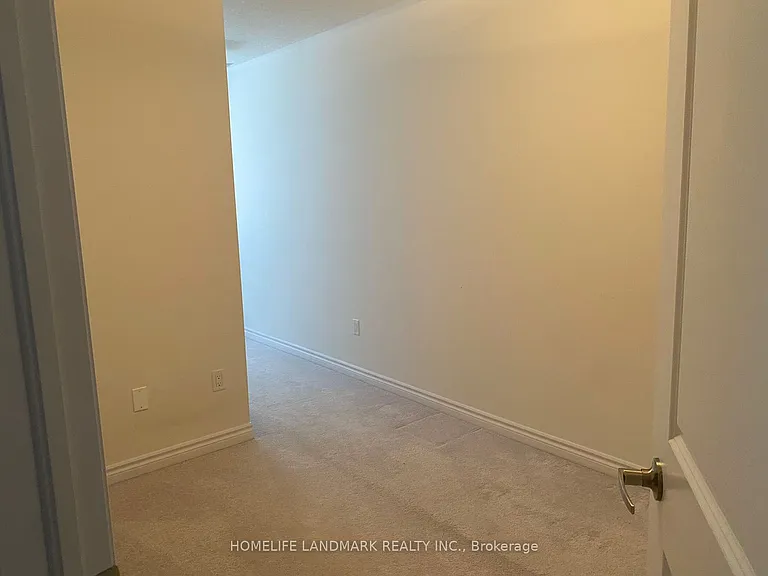 157 Rustle Woods Ave — Photo 15