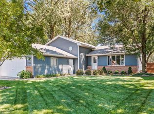 631 N Rueth Dr, Griffith, IN
