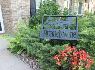 2904 W 33rd St APT 331, Sioux Falls, SD 57105