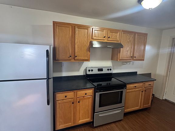 4th image of 2750 Oakwood Blvd #1