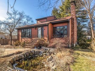 65 Hastings Rd, Dedham, MA 02026