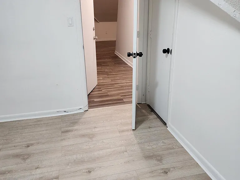 435 N Main St #5 — Photo 4