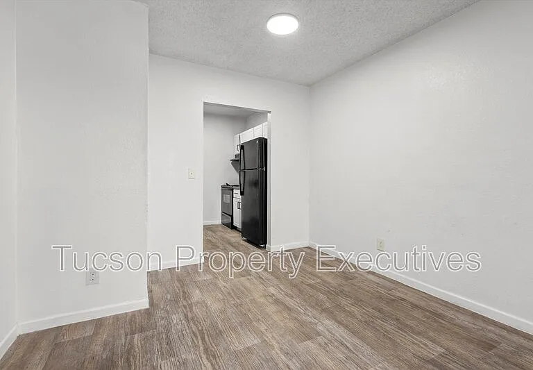 319 E Mohave Rd #206 — Photo 4