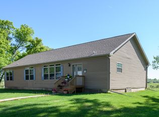 8320 Willow Rd N, Mandan, ND 58554