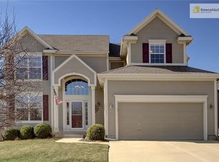 19235 W 209th Ter, Spring Hill, KS 66083