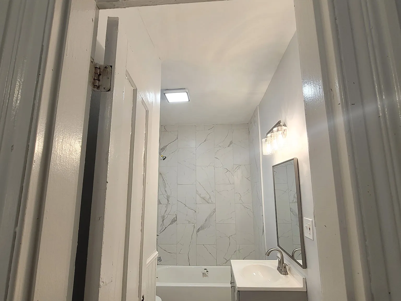 502 Winchester Ave — Photo 4