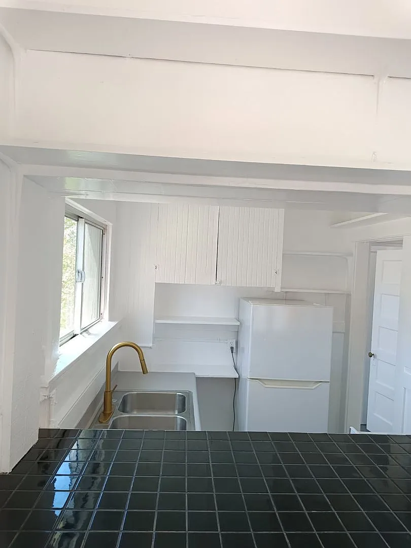 30 Dudley Ave — Photo 4