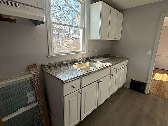 4th image of 14506 Milverton Rd