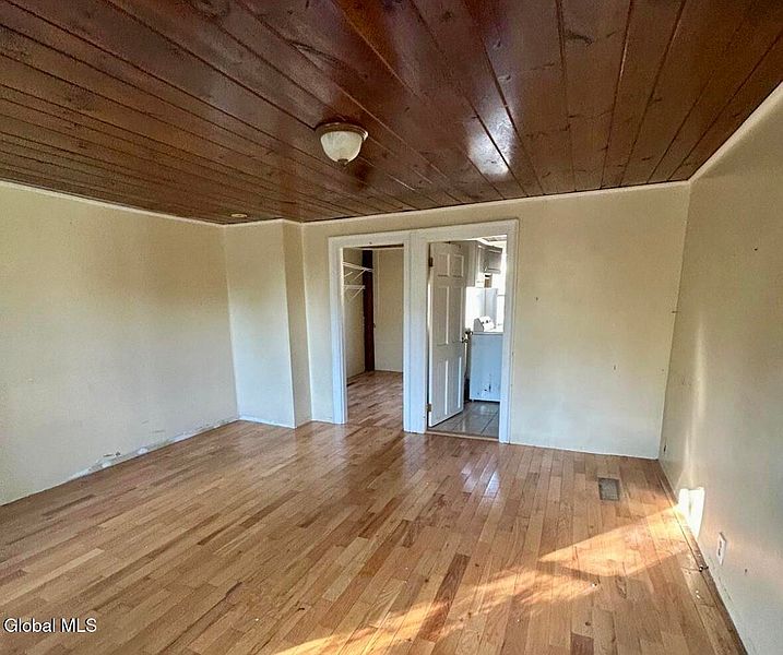 5th image of 10603 Cosby Manor Road