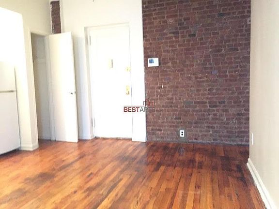 2nd image of 226 E 29th St APT 6D