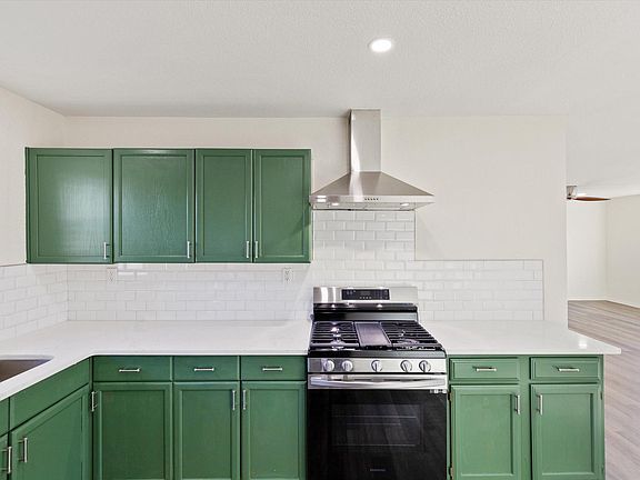 5th image of 5752 Tracyne Dr