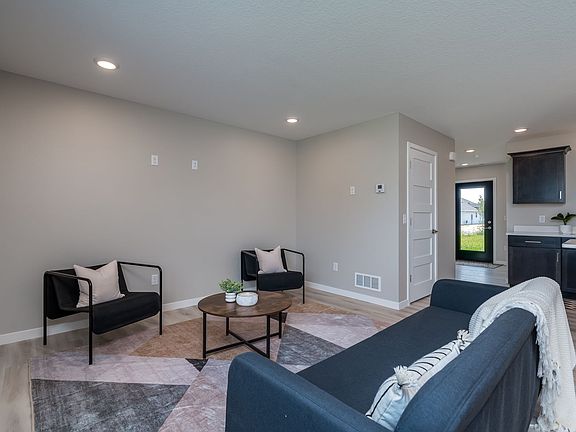 4th image of 3117 Scotch Ln