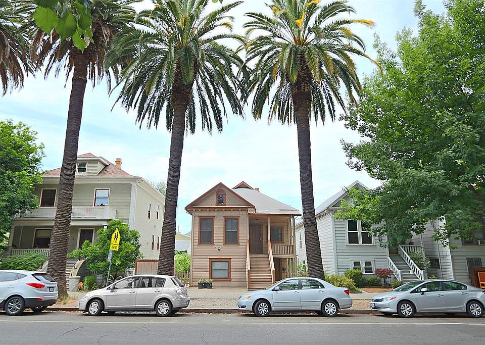 2010 11th Street 