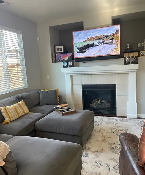 2805 Cottage Ln — Photo 2