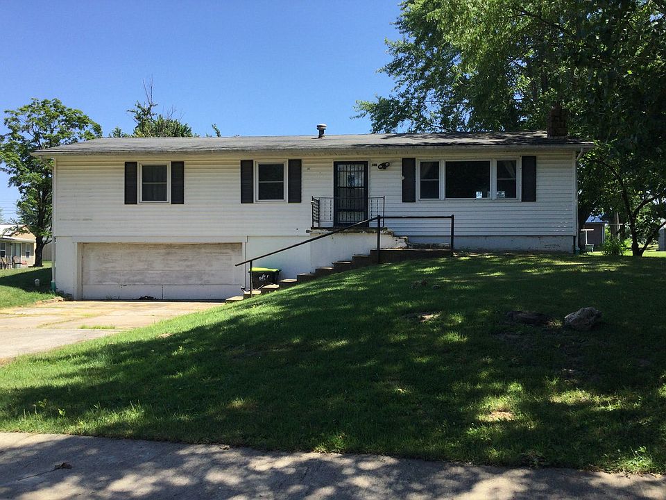 1st image of 106 Moreau Dr