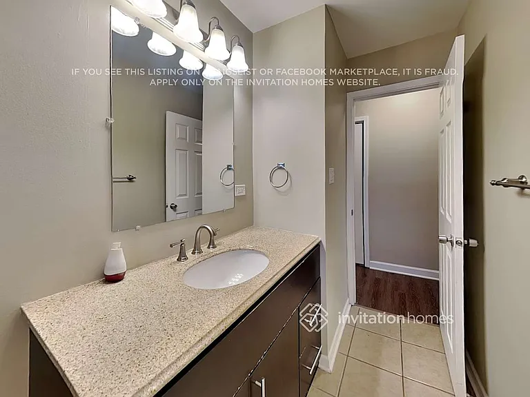 5900 S Brainard Ave — Photo 13