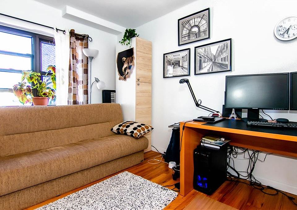 1st image of 242 Bay 17th St #2B