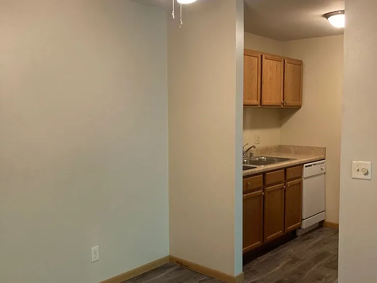 417 & 421 N Elizabeth Ave — Photo 16