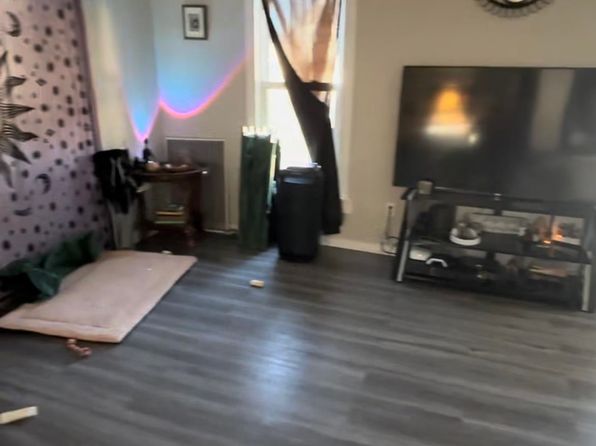 huntington-west-virginia-446232600 picture